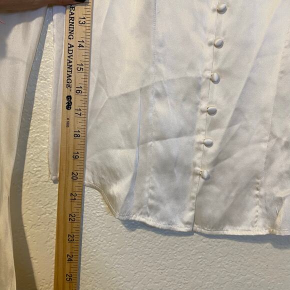FRAME Ivory 100% Silk Victorian Milkmaid Puff Sleeve Button Blouse Size XS - Picture 7 of 8